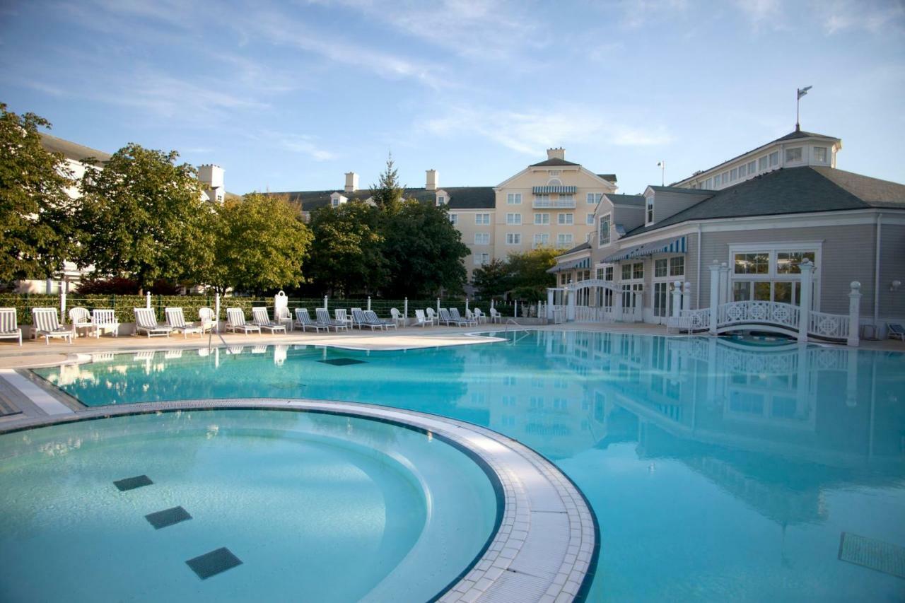 Disney Newport Bay Club Шеси Екстериор снимка