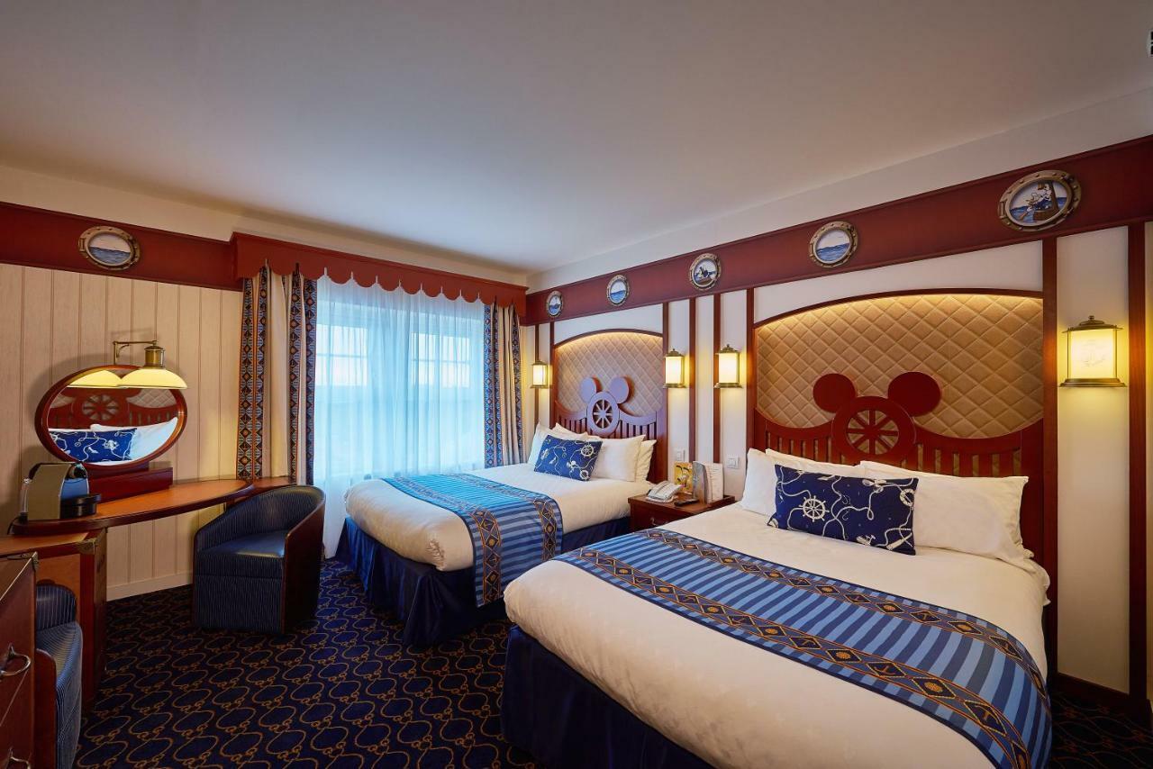 Disney Newport Bay Club Шеси Екстериор снимка